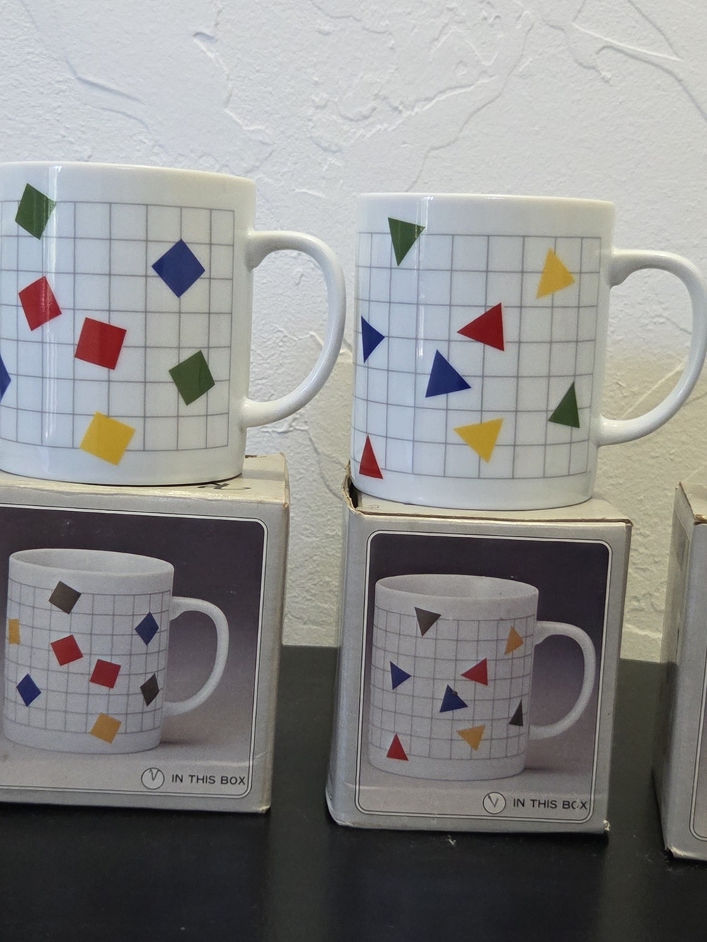 Dead Stock 1980's Geometric Mug Set